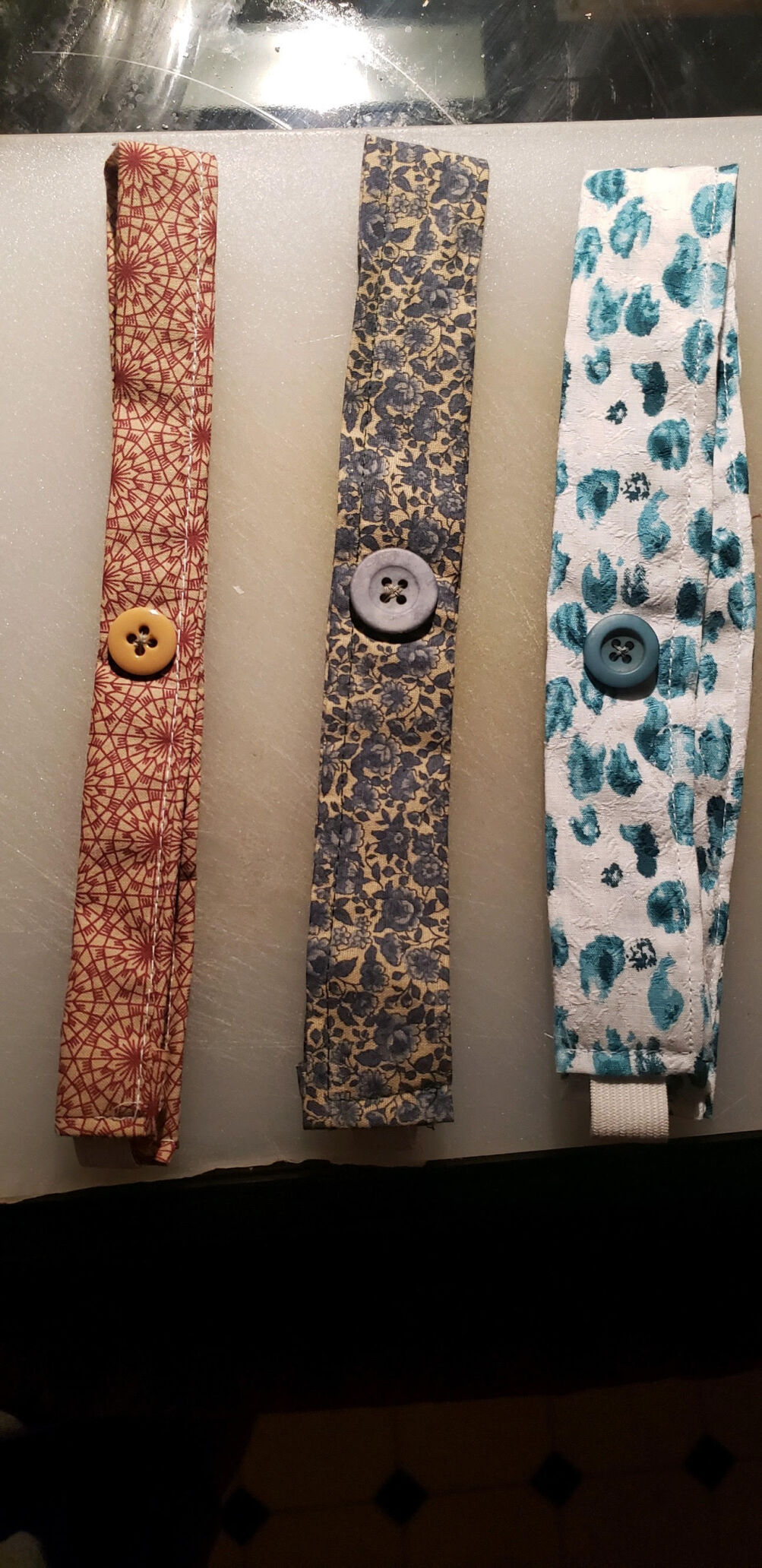 Susi Robbins' headband mask holder